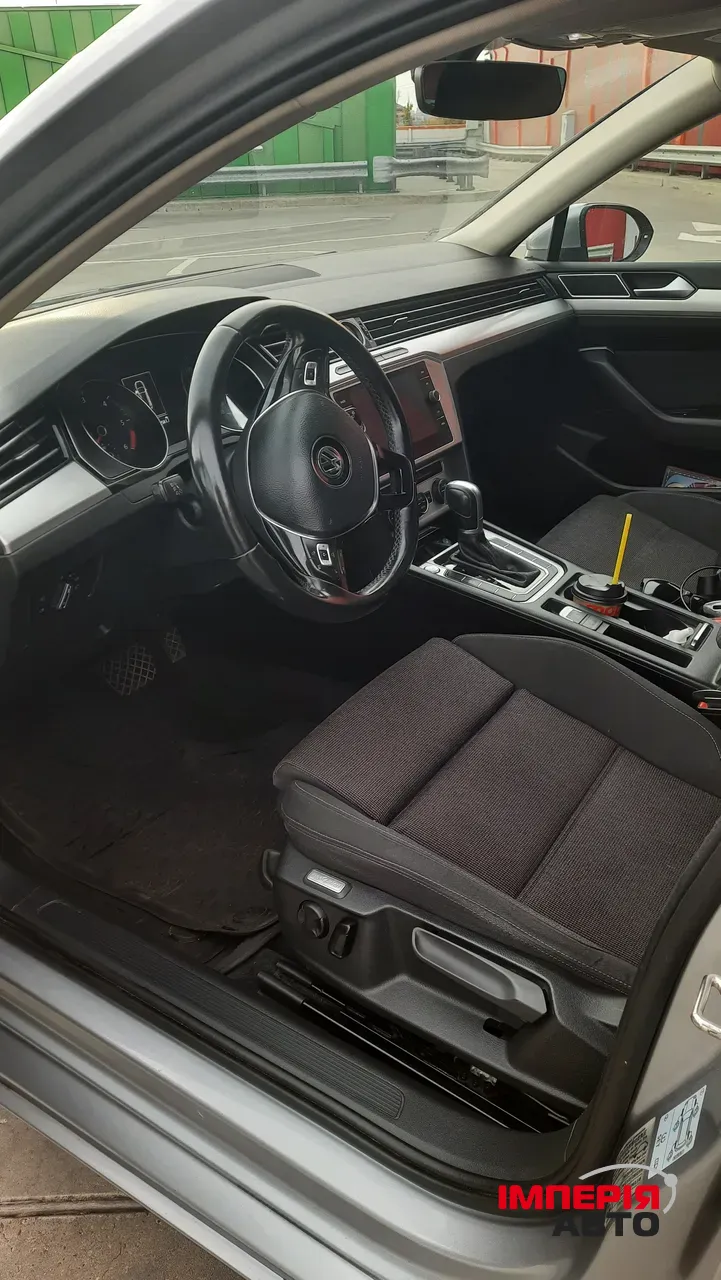 Volkswagen Passat - фото 21