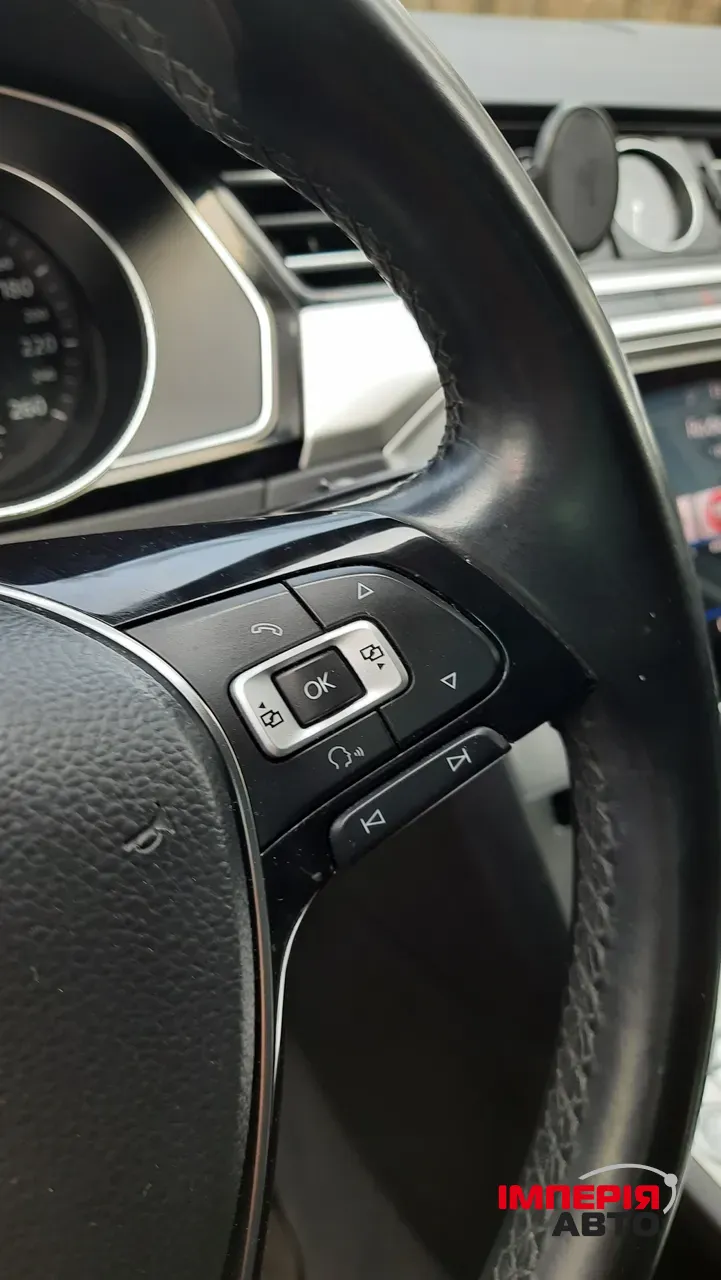 Volkswagen Passat - фото 44