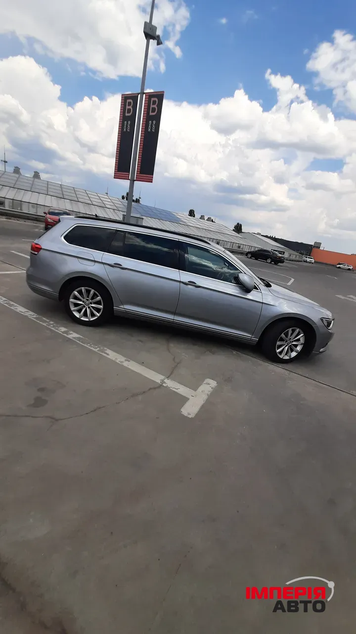 Volkswagen Passat - фото 10
