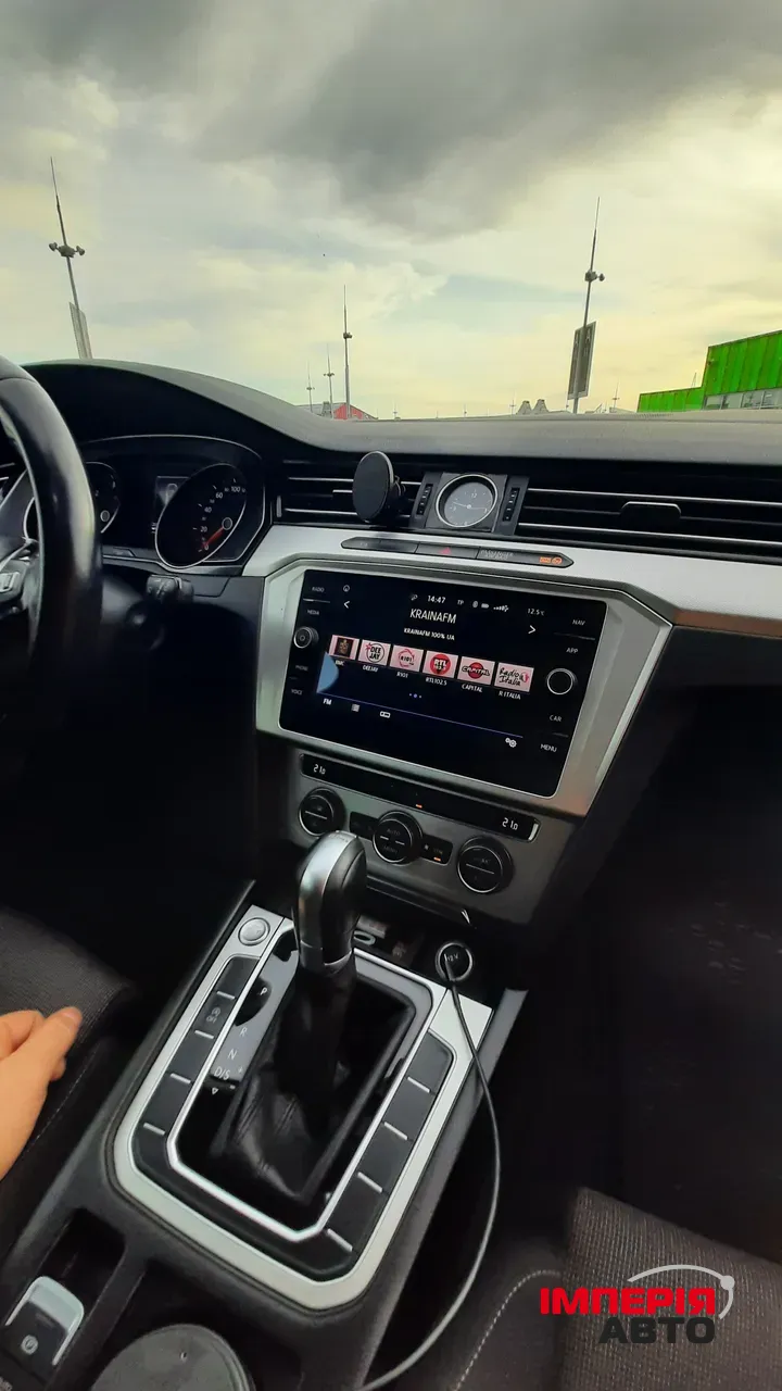 Volkswagen Passat - фото 31