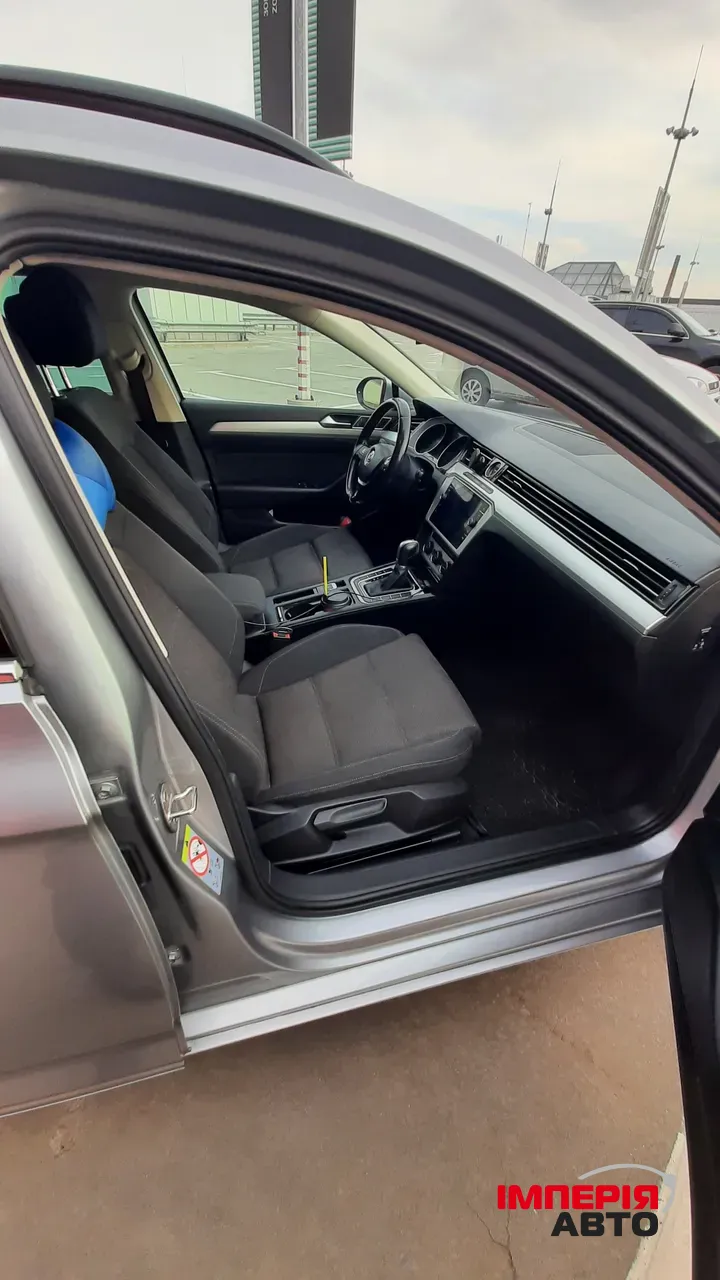 Volkswagen Passat - фото 26