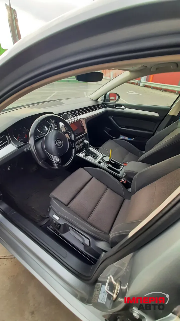 Volkswagen Passat - фото 20