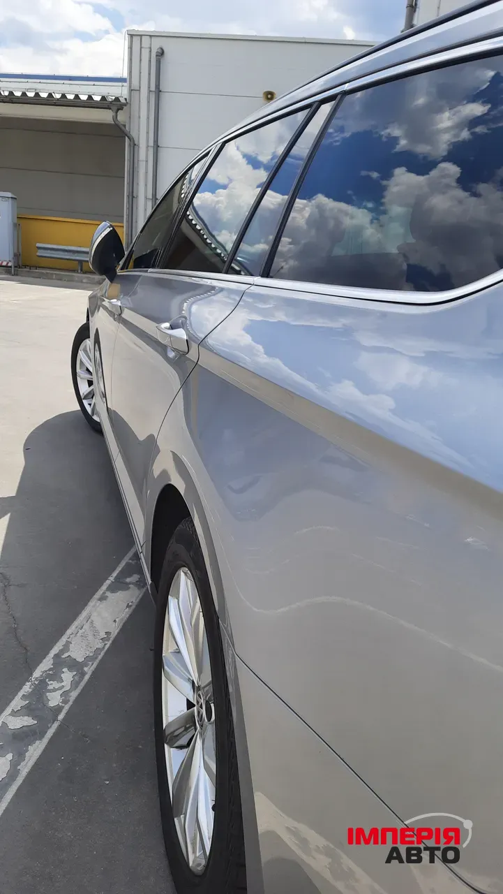 Volkswagen Passat - фото 8