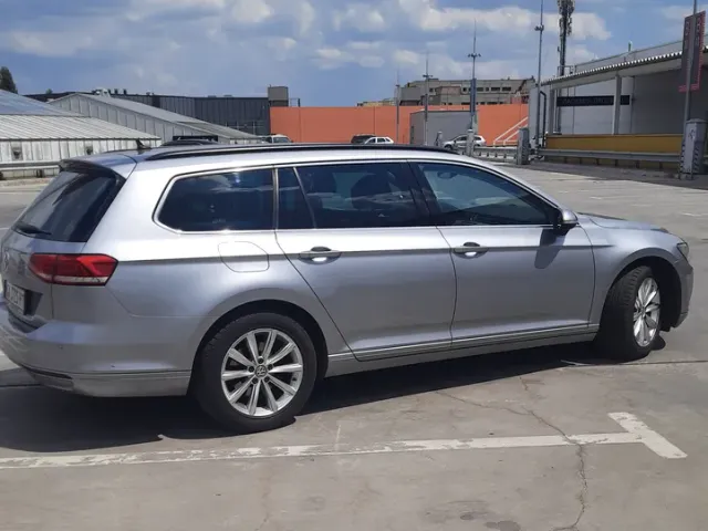 Volkswagen Passat - фото 5
