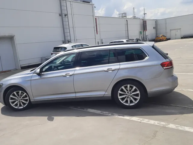 Volkswagen Passat - фото 3