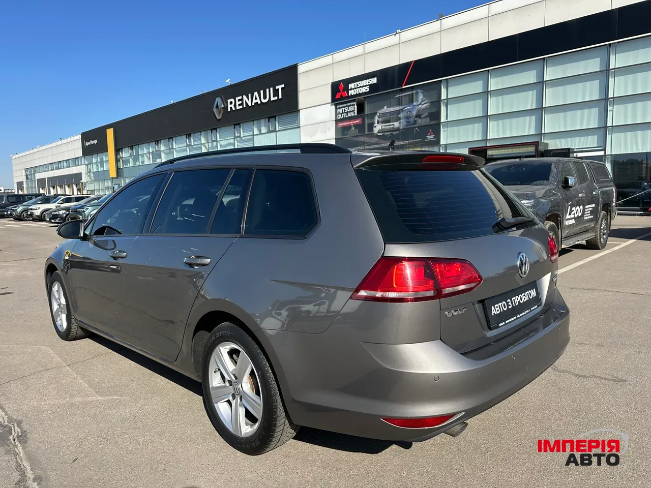 Volkswagen Golf - фото 5