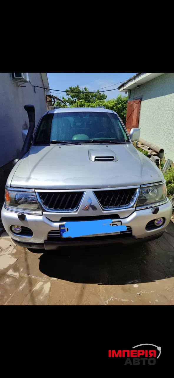 Mitsubishi Pajero Sport - фото 2