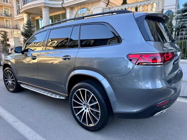 Mercedes-Benz GLS - фото 4