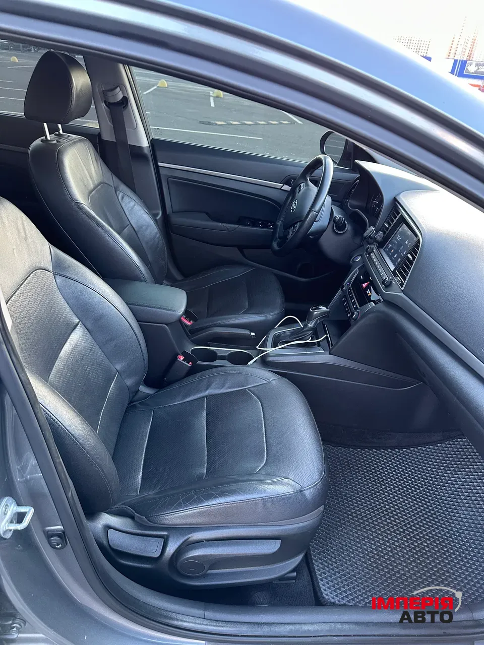 Hyundai Elantra - фото 13