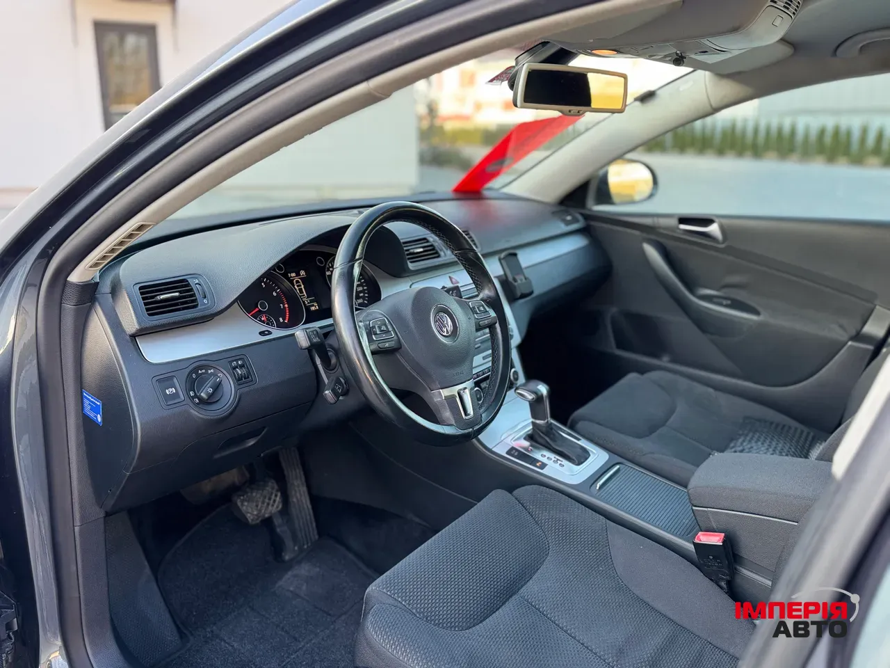Volkswagen Passat - фото 14