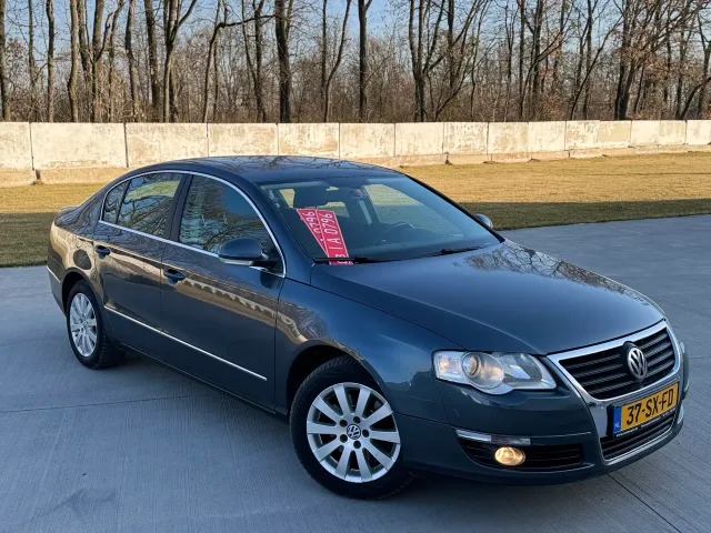 Volkswagen Passat - фото 1