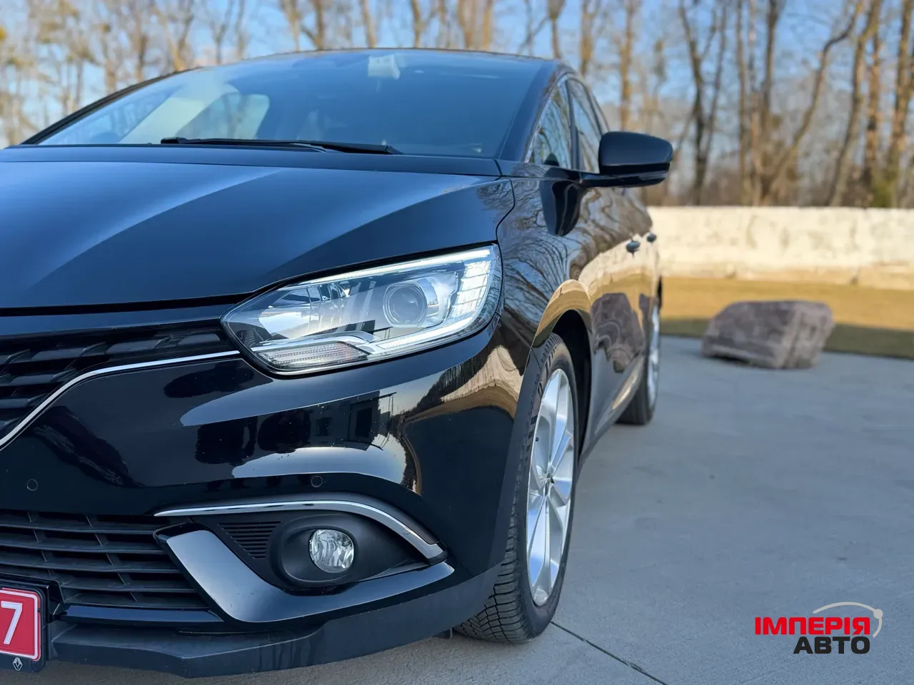 Renault Scenic - фото 9