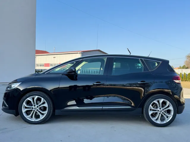 Renault Scenic - фото 4
