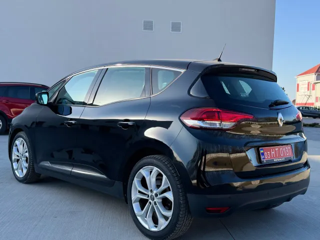 Renault Scenic - фото 5