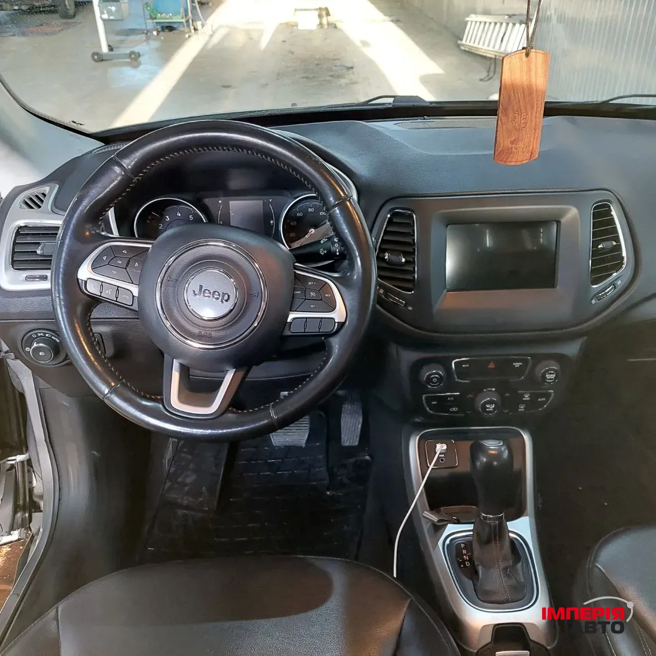 Jeep Compass - фото 10