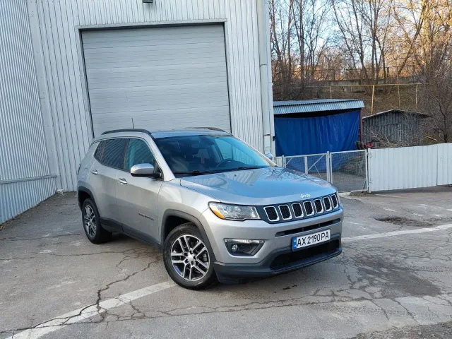 Jeep Compass - фото 5