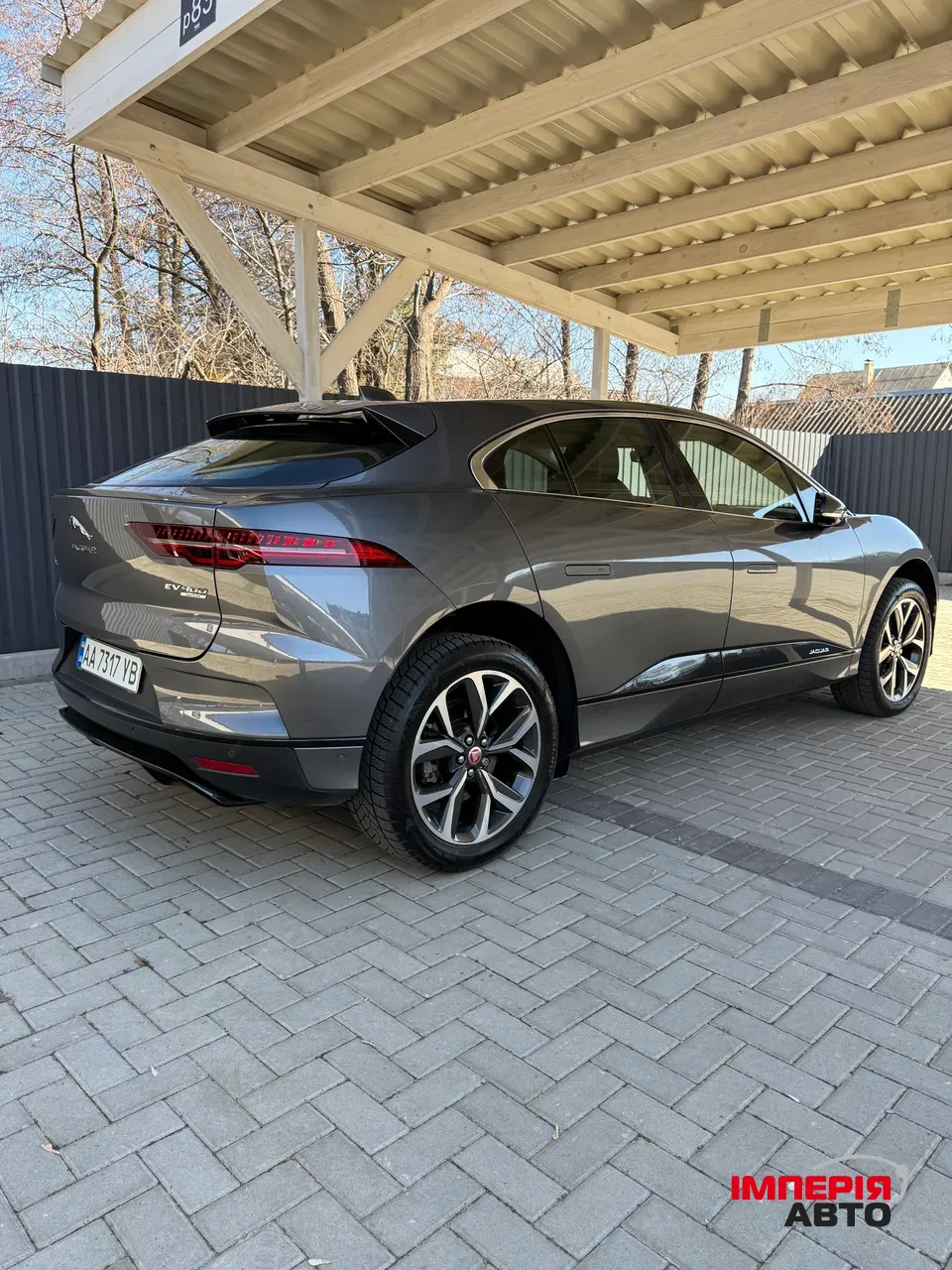 Jaguar I-Pace - фото 4