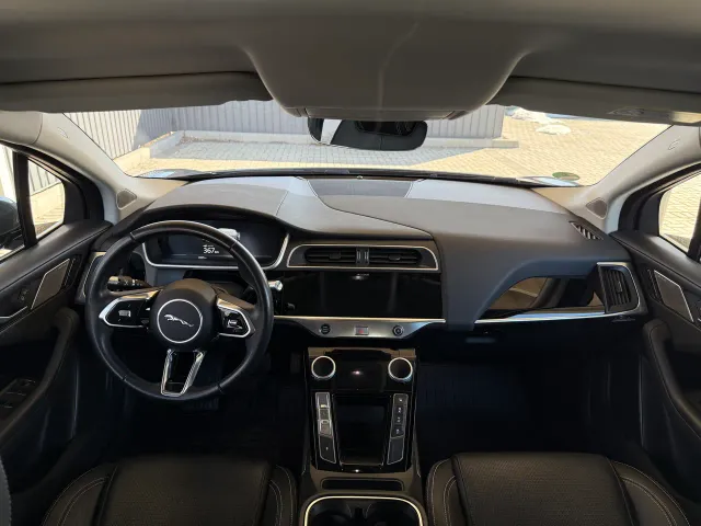 Jaguar I-Pace - фото 5