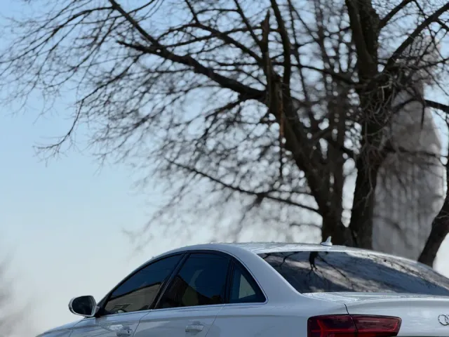 Audi A6 allroad - фото 2