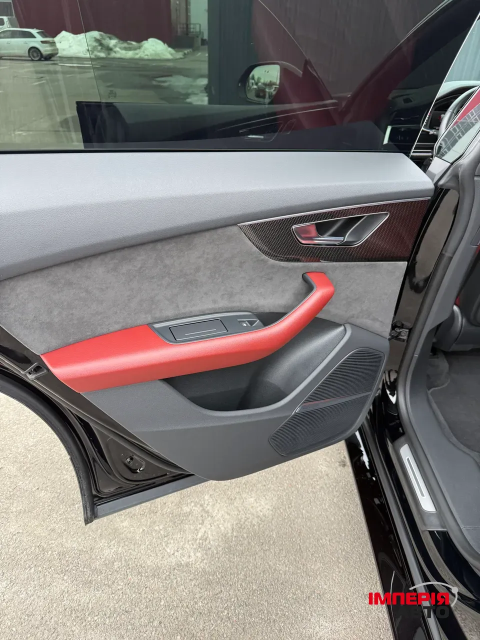 Audi SQ8 - фото 18