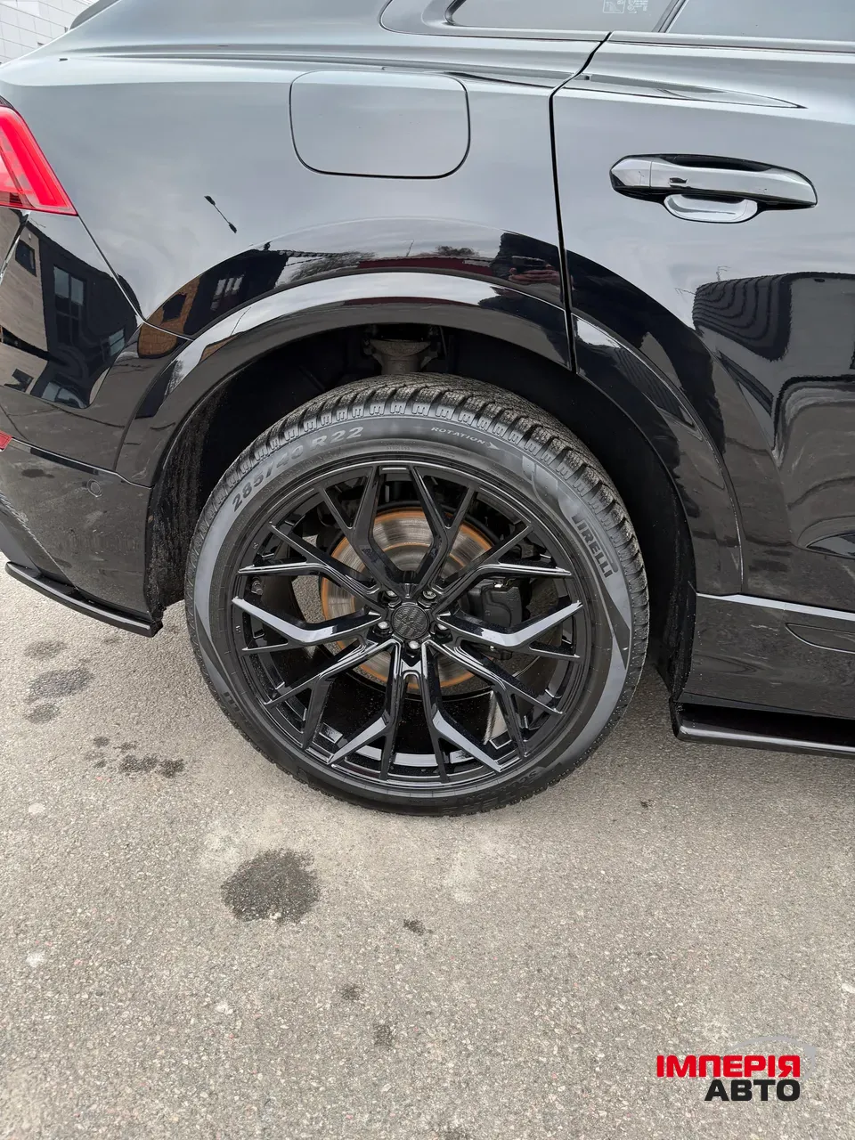 Audi SQ8 - фото 23