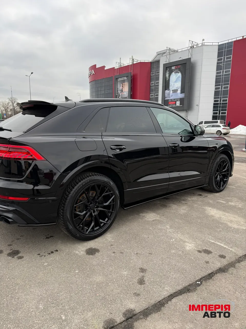 Audi SQ8 - фото 10