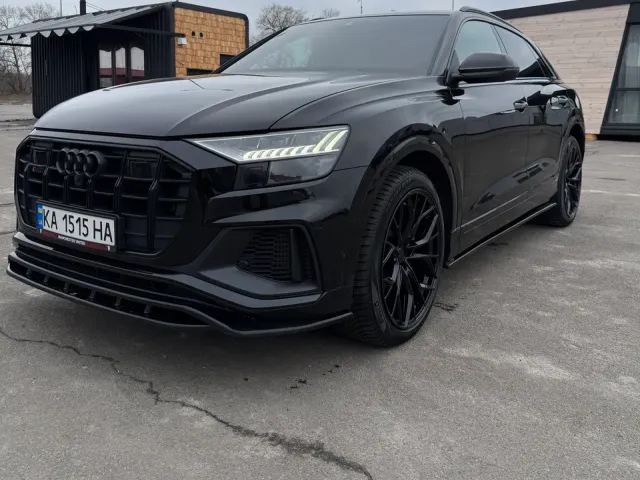 Audi SQ8 - фото 1