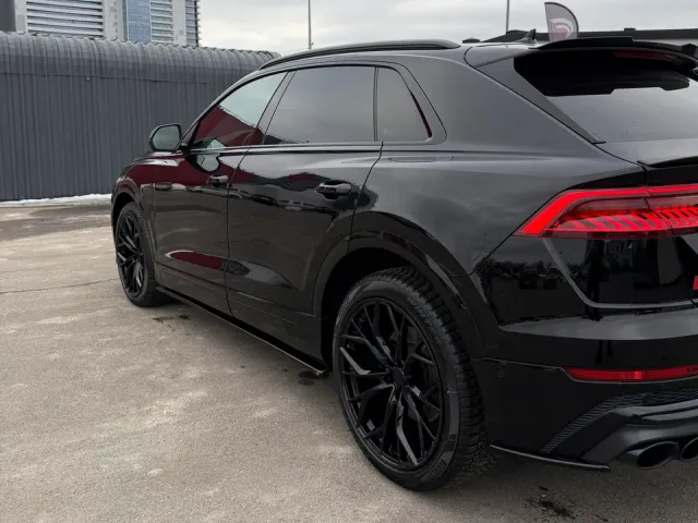 Audi SQ8 - фото 5