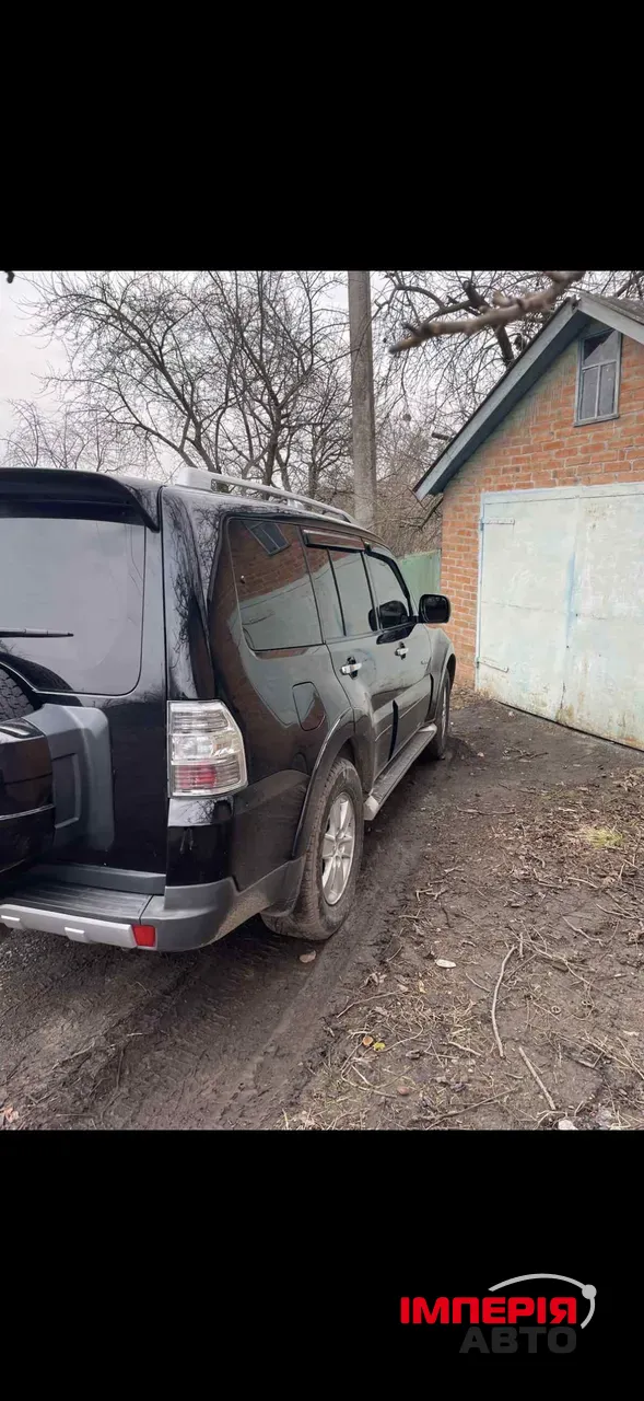Mitsubishi Pajero - фото 6
