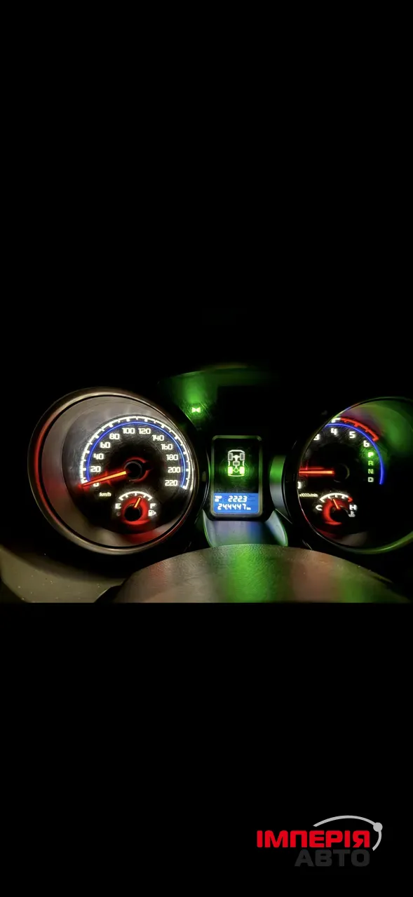 Mitsubishi Pajero - фото 9