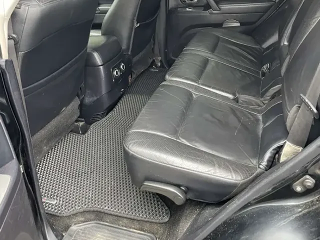 Mitsubishi Pajero - фото 5