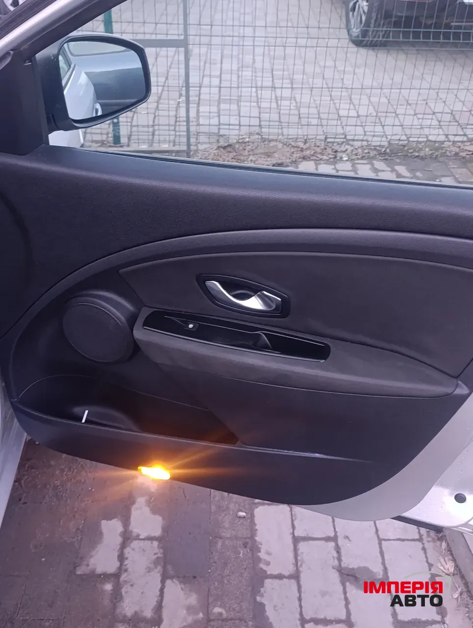 Renault Megane - фото 18