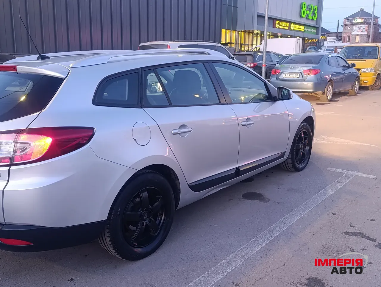 Renault Megane - фото 8