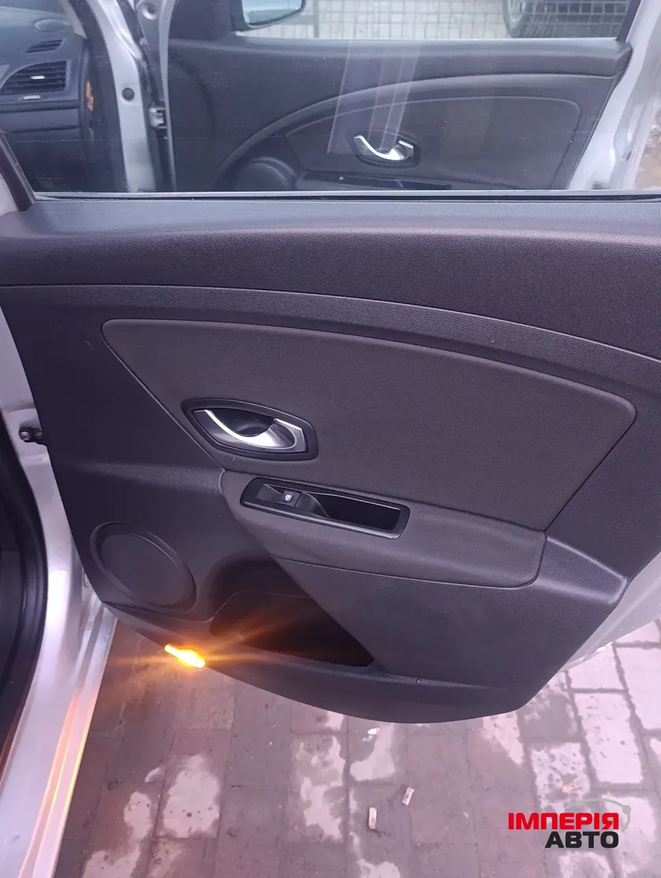 Renault Megane - фото 17