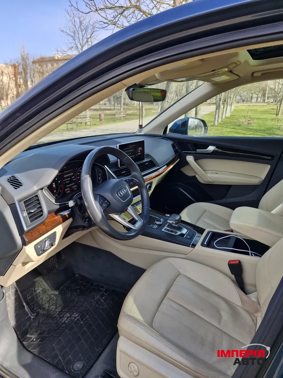 Audi Q5 - фото 15