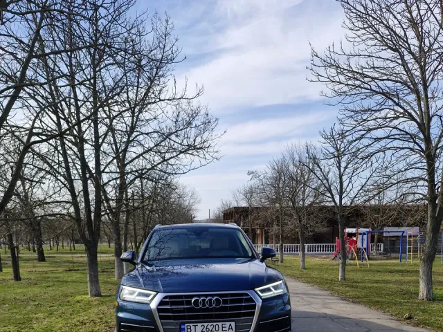 Audi Q5 - фото 2