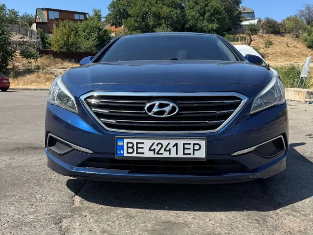 Hyundai Sonata - фото 1