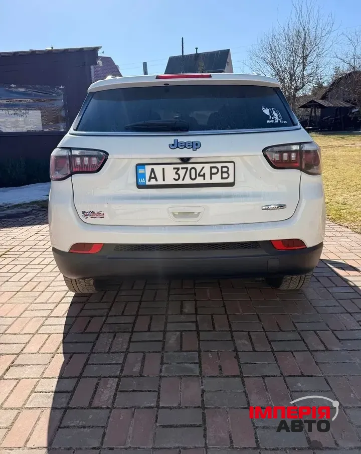 Jeep Compass - фото 4