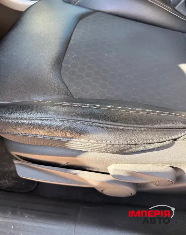 Jeep Compass - фото 7