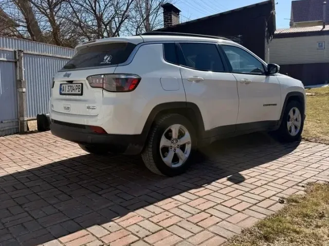 Jeep Compass - фото 3