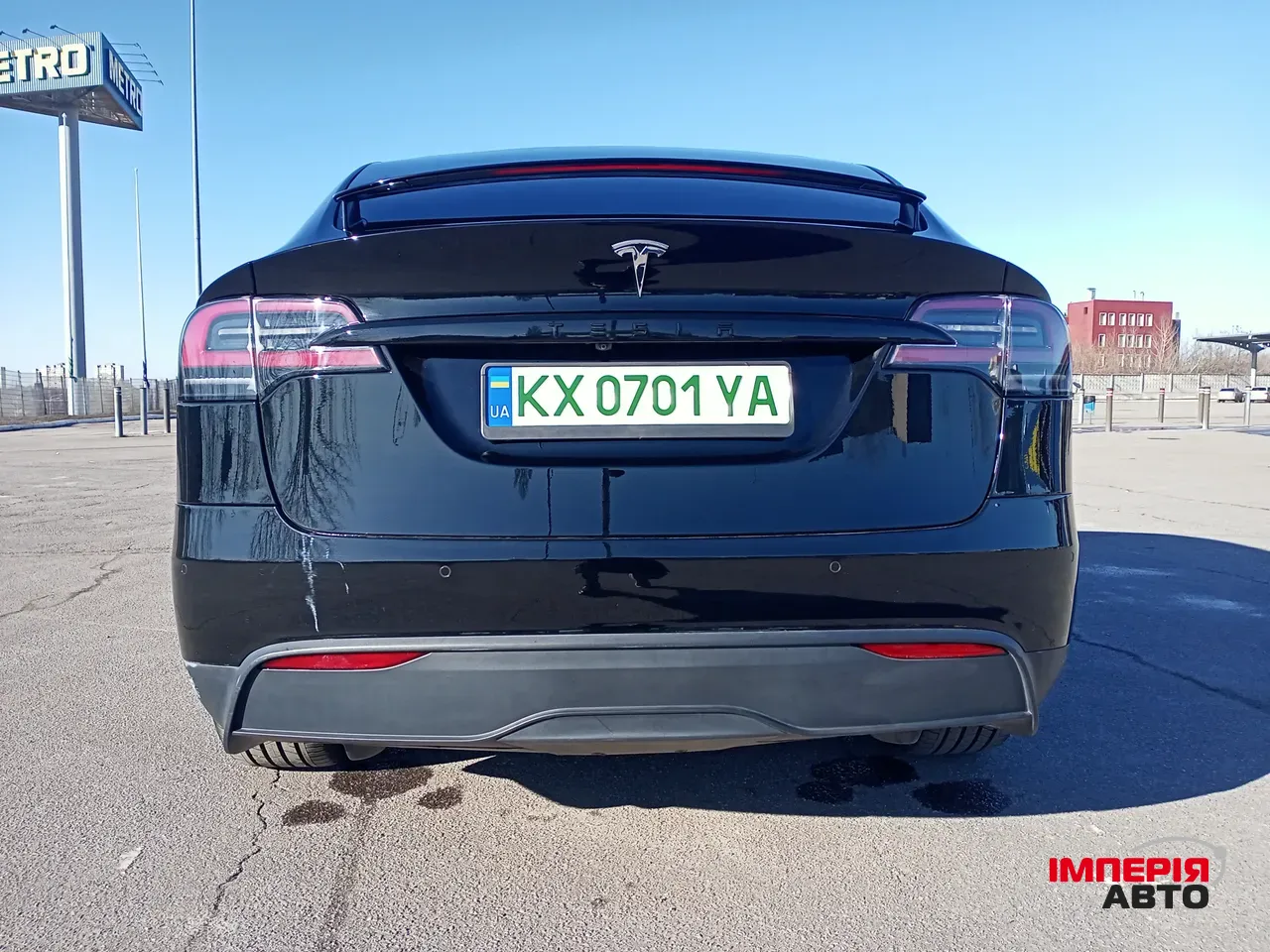 Tesla Model X - фото 15