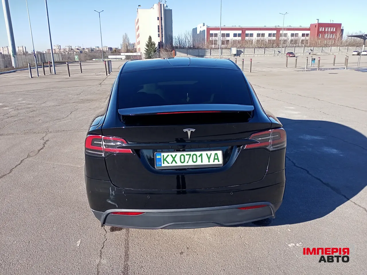 Tesla Model X - фото 33