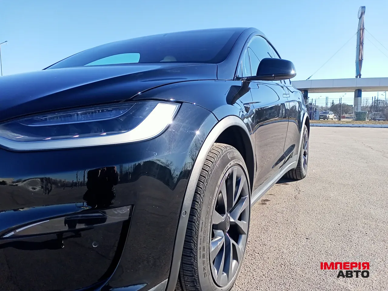 Tesla Model X - фото 29