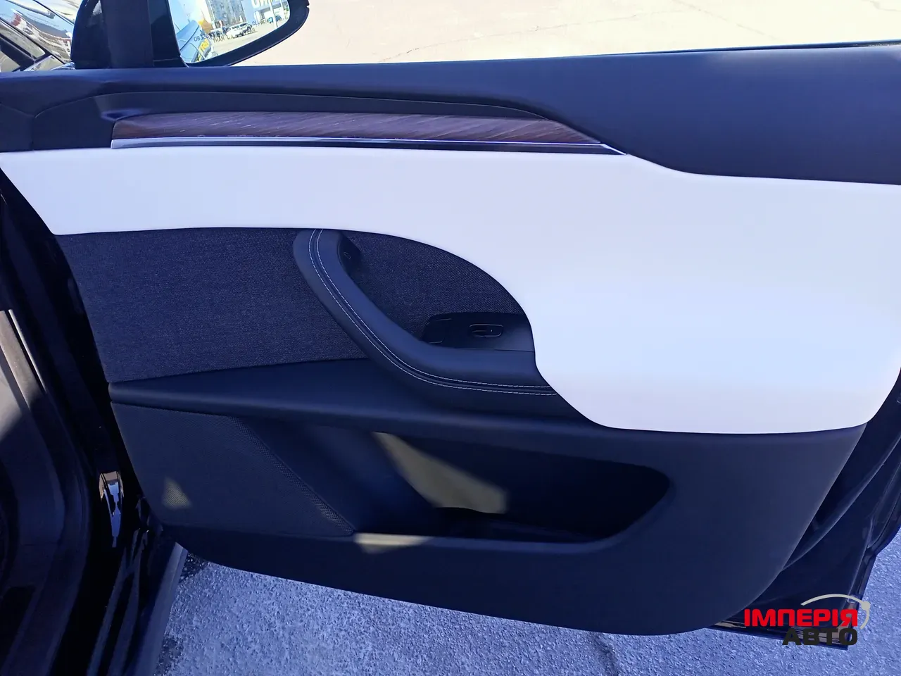 Tesla Model X - фото 38