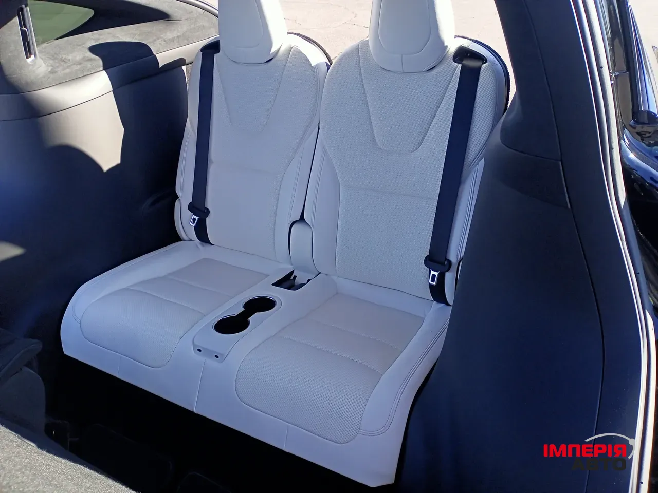 Tesla Model X - фото 20