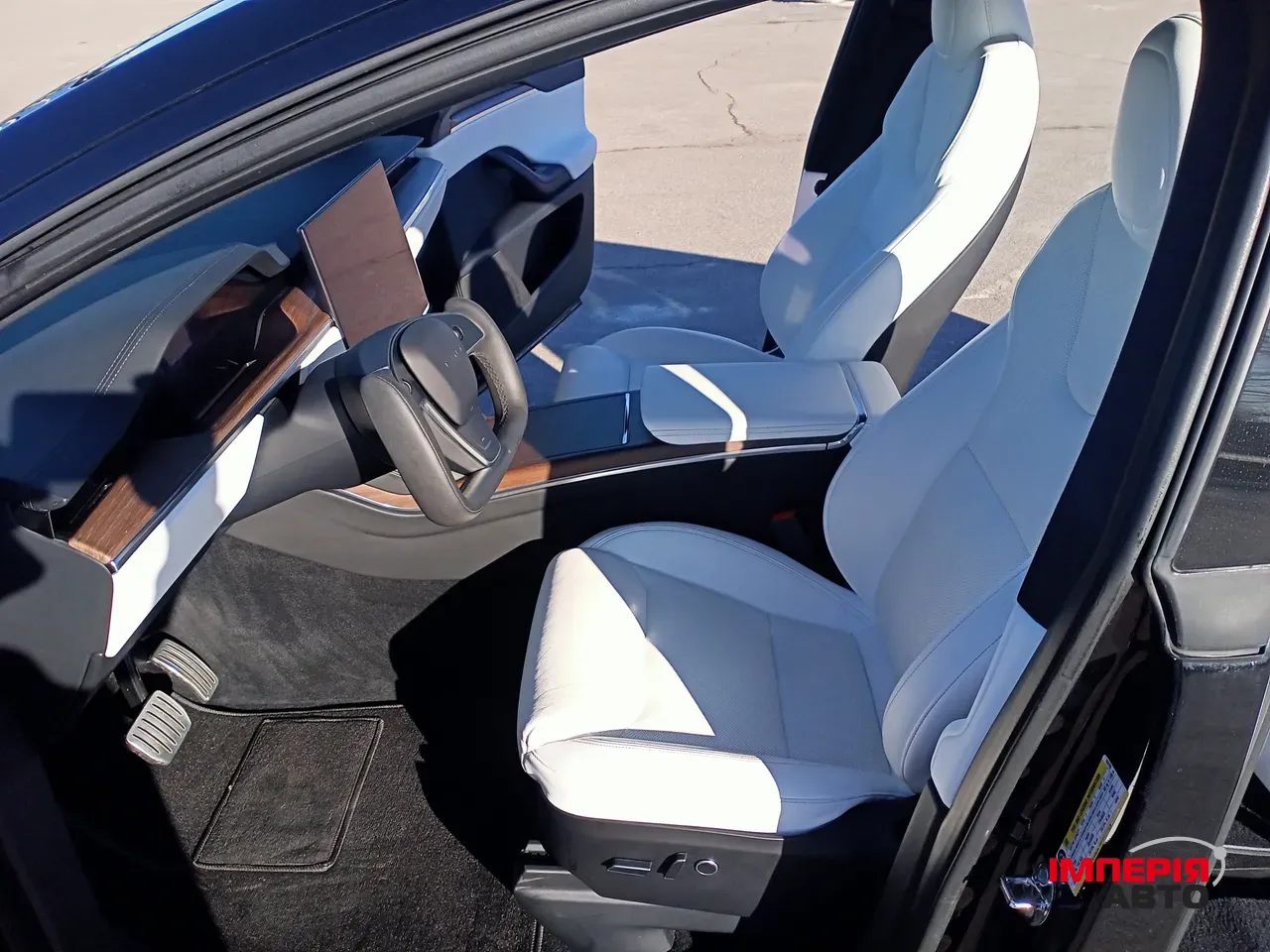 Tesla Model X - фото 26