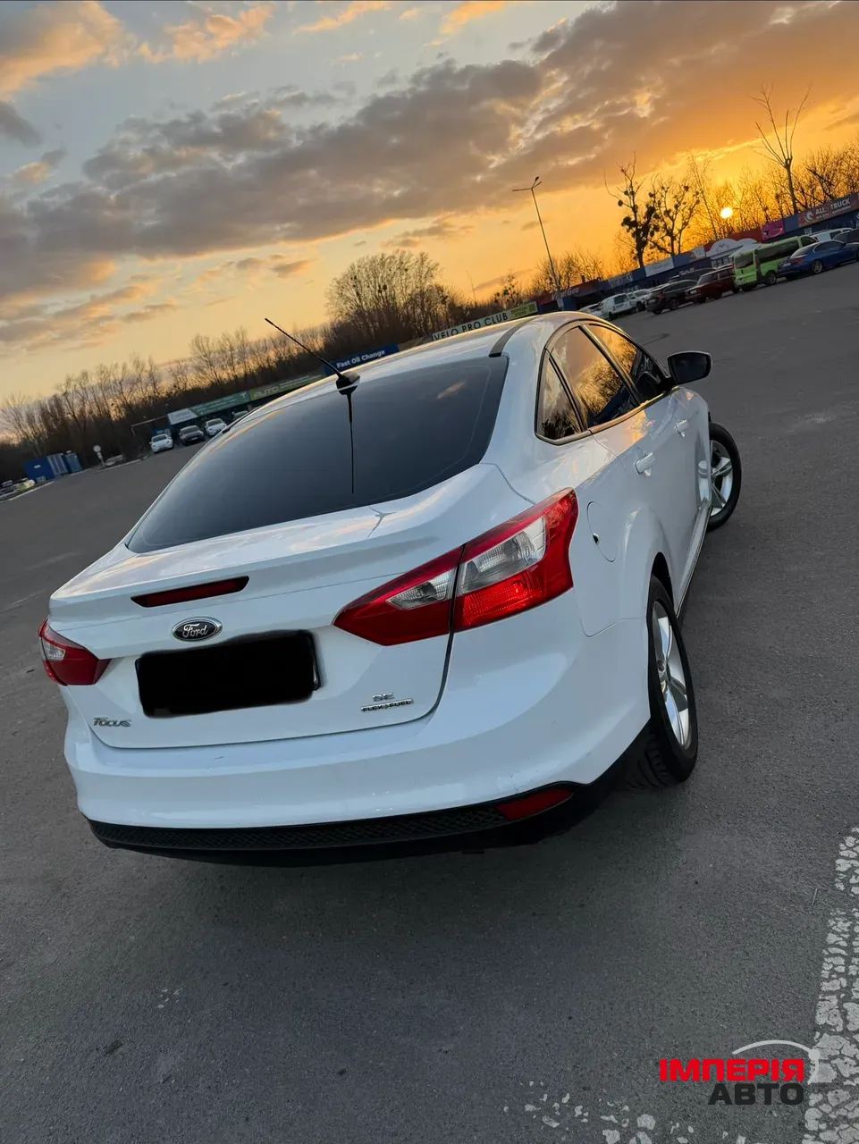 Ford Focus - фото 8