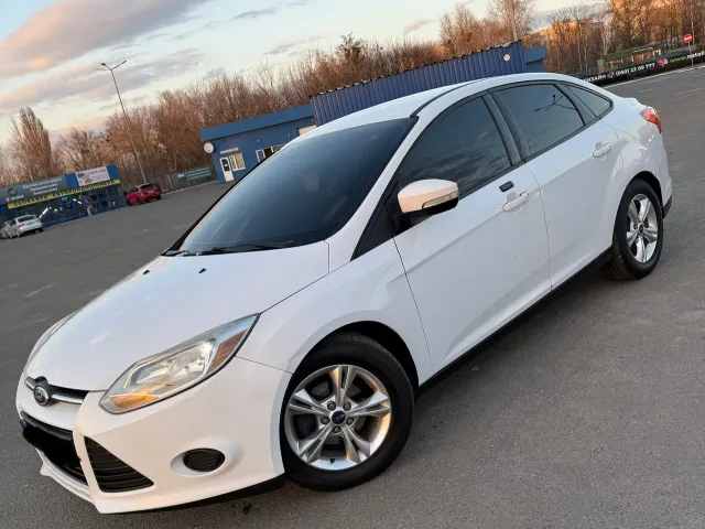 Ford Focus - фото 3