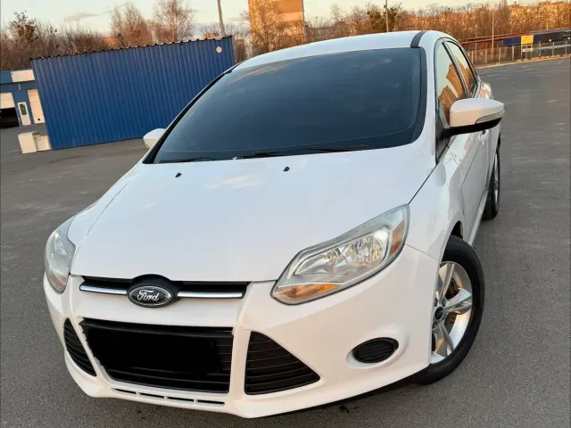 Ford Focus - фото 2