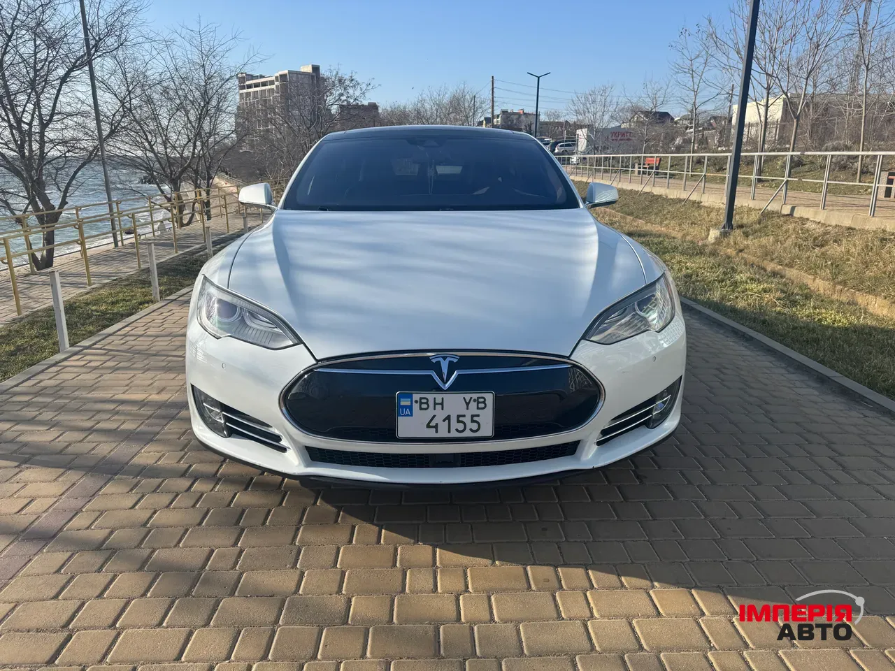 Tesla Model S - фото 8